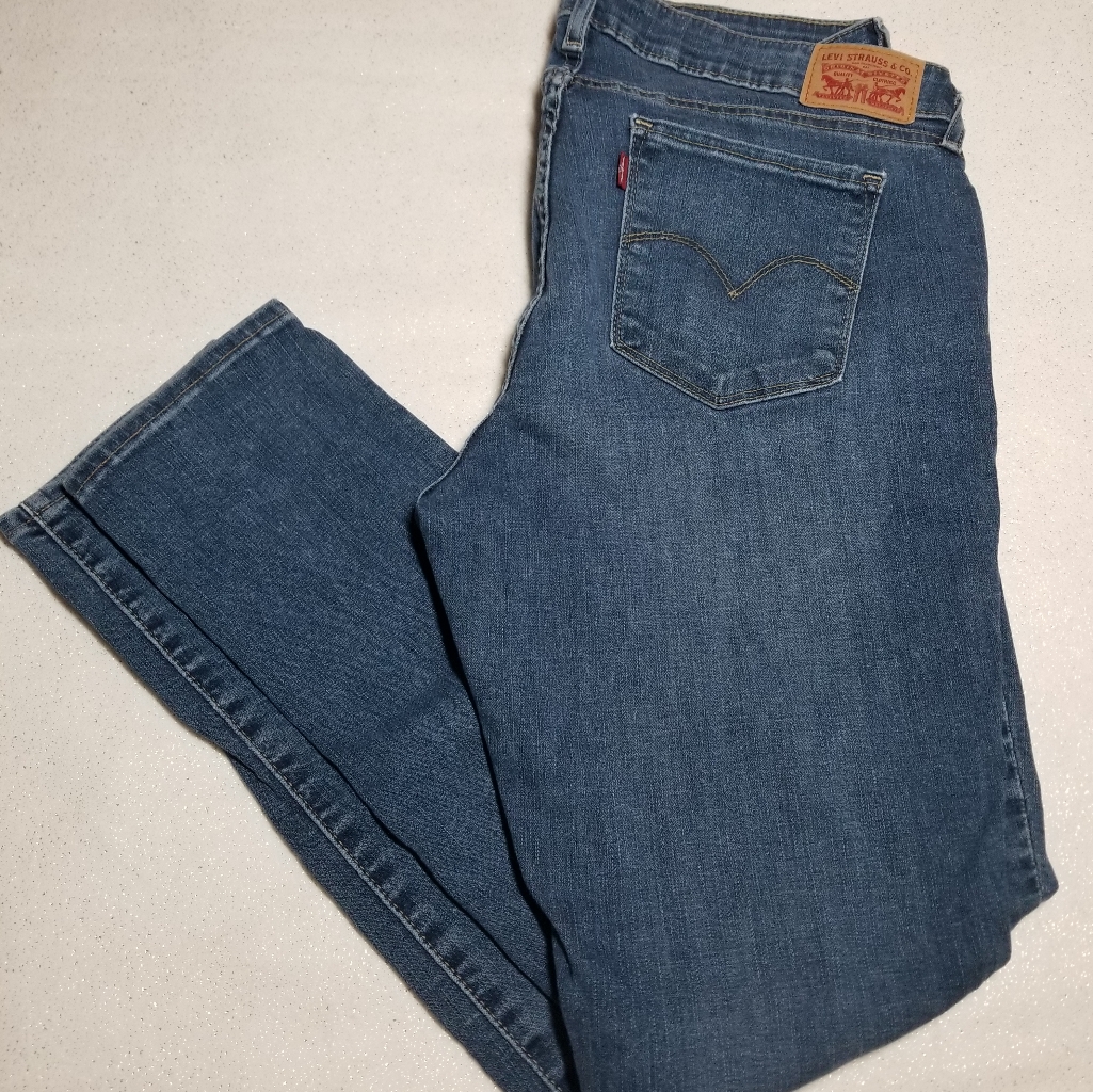 Levis 711 Skinny